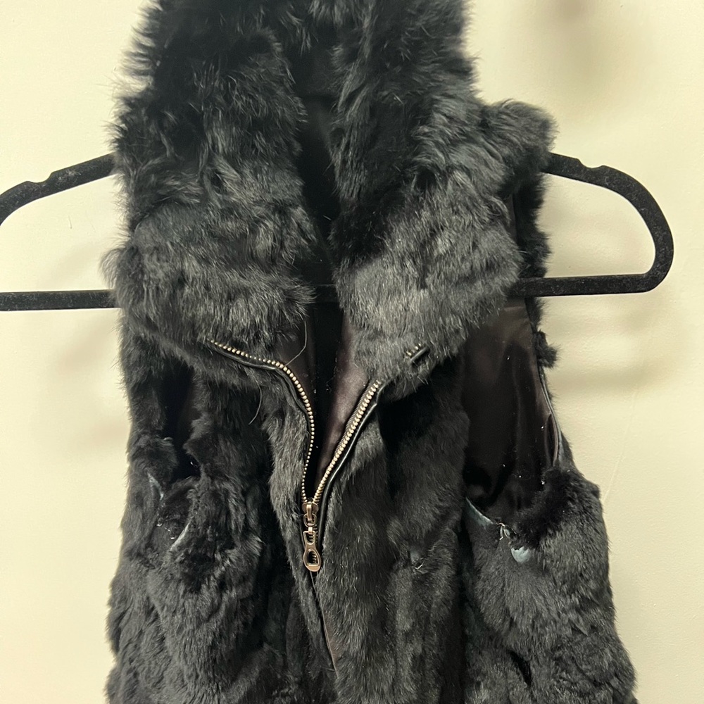 Black fur vest / small/ boutique in Aspen
